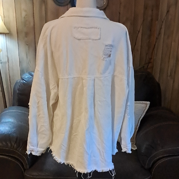 POL Button Down Raw Hem Distressed Shacket Shirt Jacket Size S - Picture 6 of 10